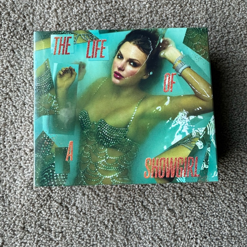 Taylor Swift The Life of a Showgirl Sweat and Vanilla Perfume limited edition CD